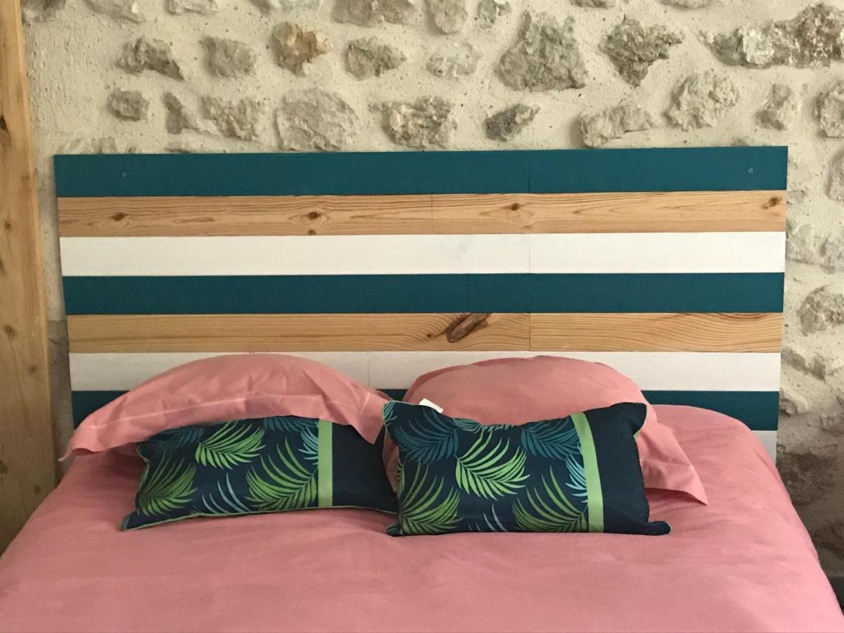 Bed and Breakfast La Marelle Avrille-les-Ponceaux Екстер'єр фото