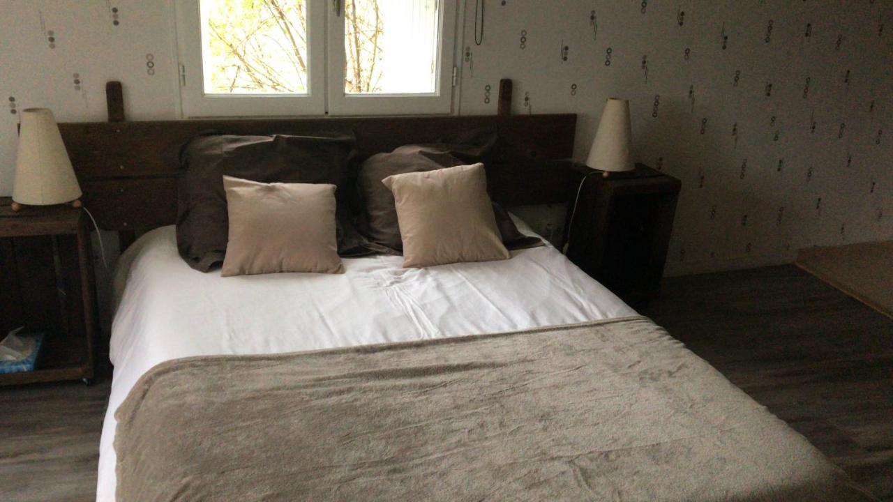Bed and Breakfast La Marelle Avrille-les-Ponceaux Екстер'єр фото